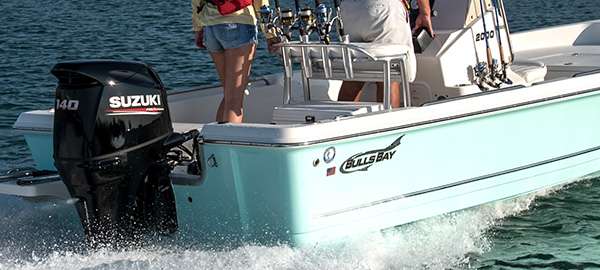 Picture of boat using DF140A/DF115A/DF100A